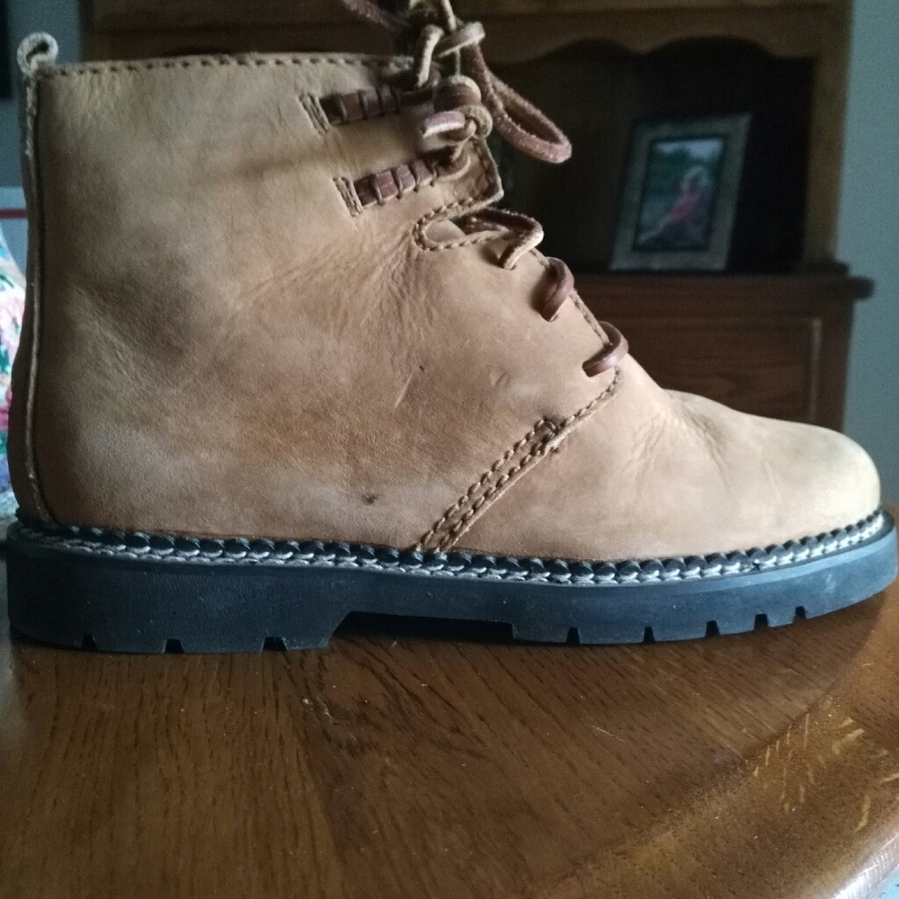 G.H. Bass Leather Booties 8.5M - Picture 7 of 9